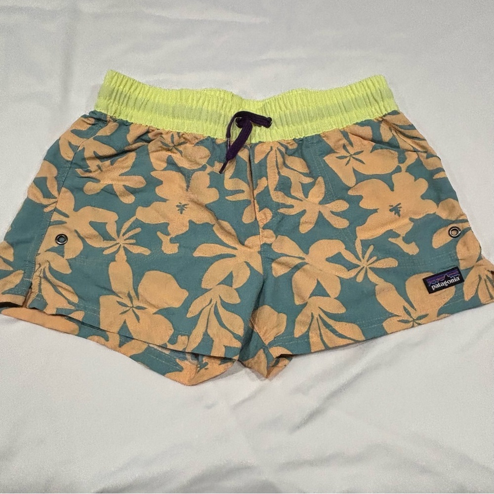 Patagonia Costa Rica baggies girls XL shorts flower pattern orange & blue